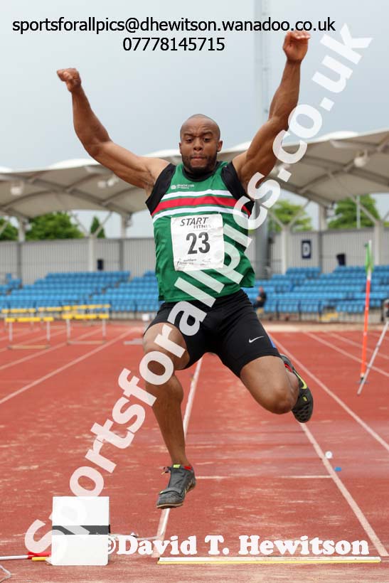 Senior mens long jump, Northern Championships, Sport City, Manchester. Photo: David T. Hewitson/Sports for All Pics